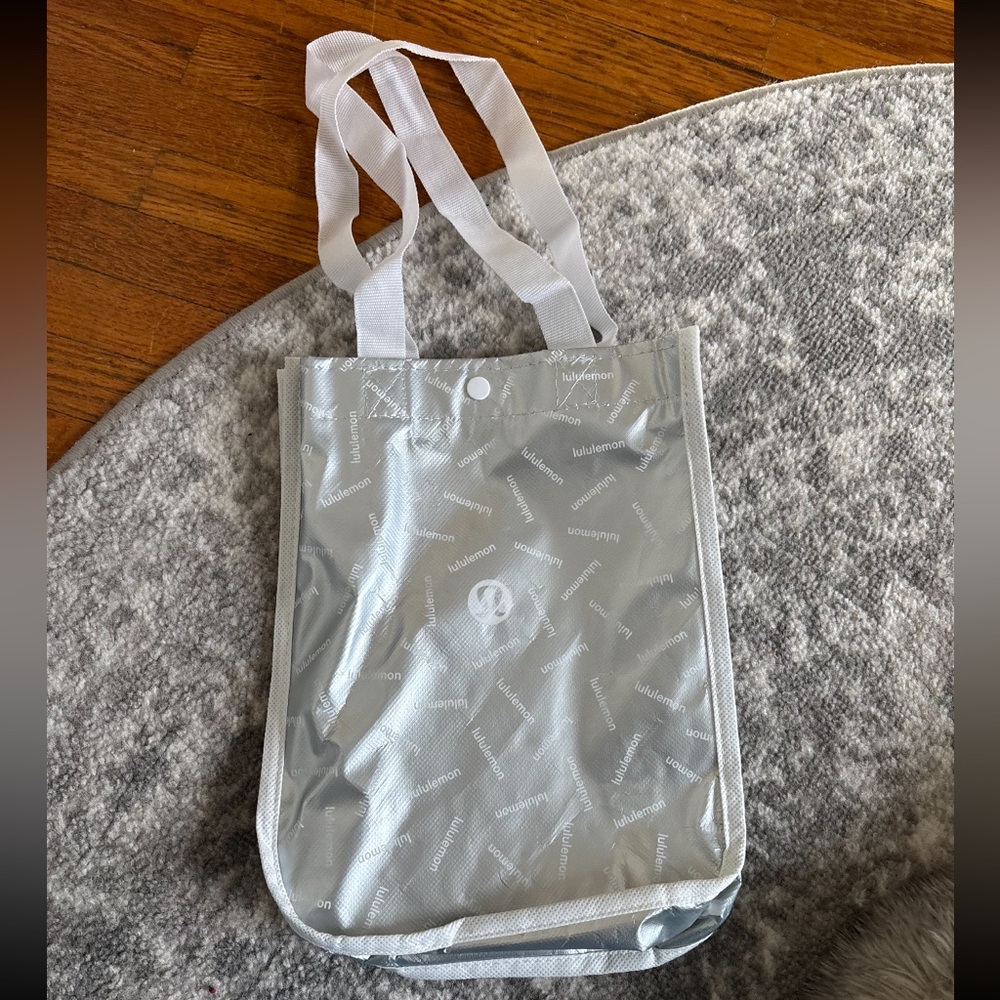 Lululemon limited edition small bag